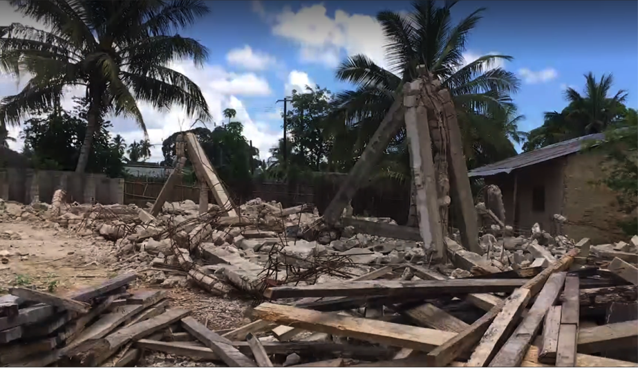 Islamist mosque in Mocímboa da Praia destroyed after the October 5, 2017 attack. Photo: VOA.
